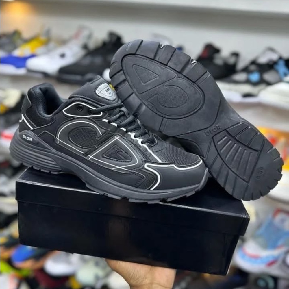 Christian Dior B30